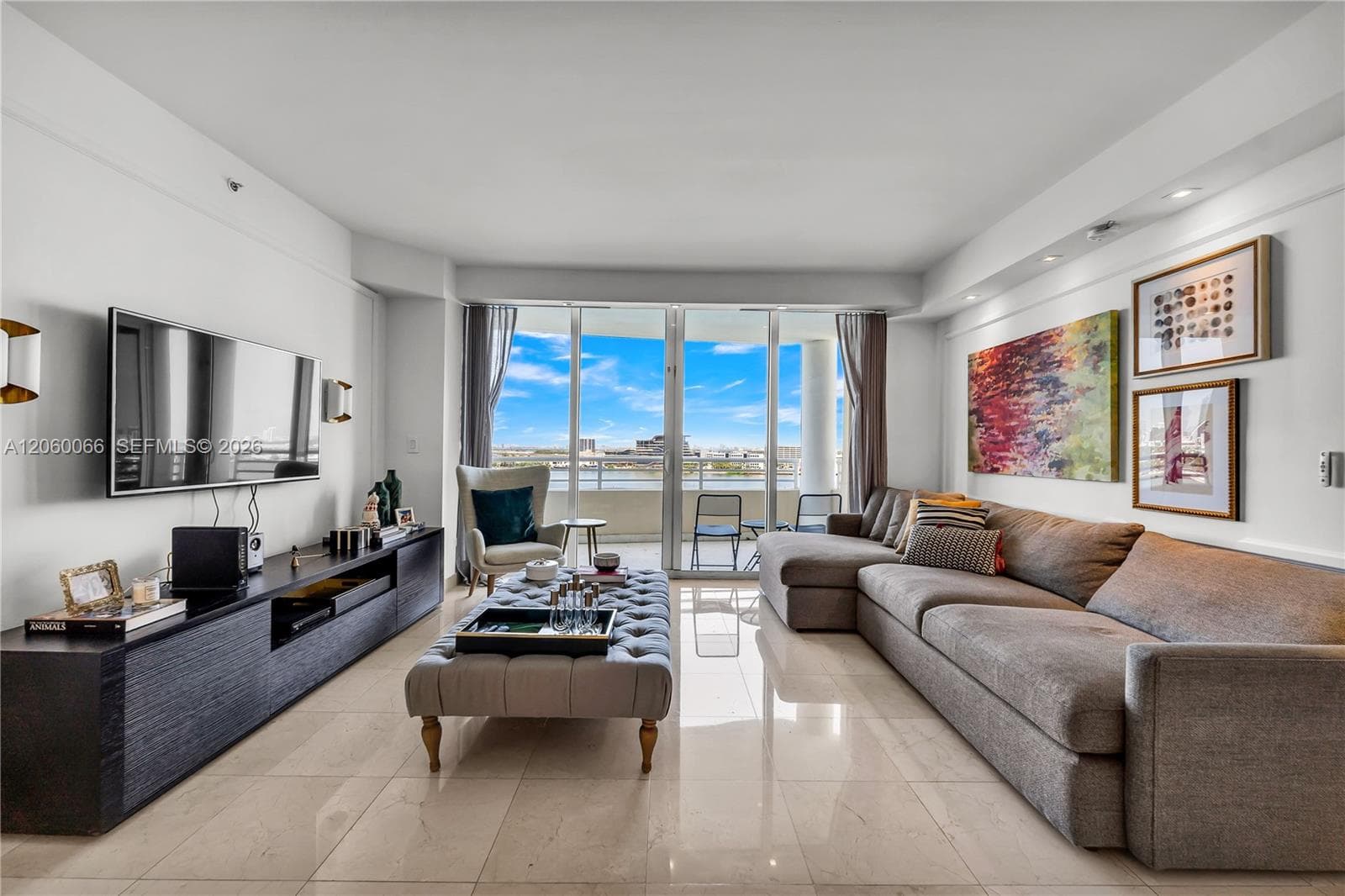 848 Brickell Key Dr # 1102, Miami FL 33131