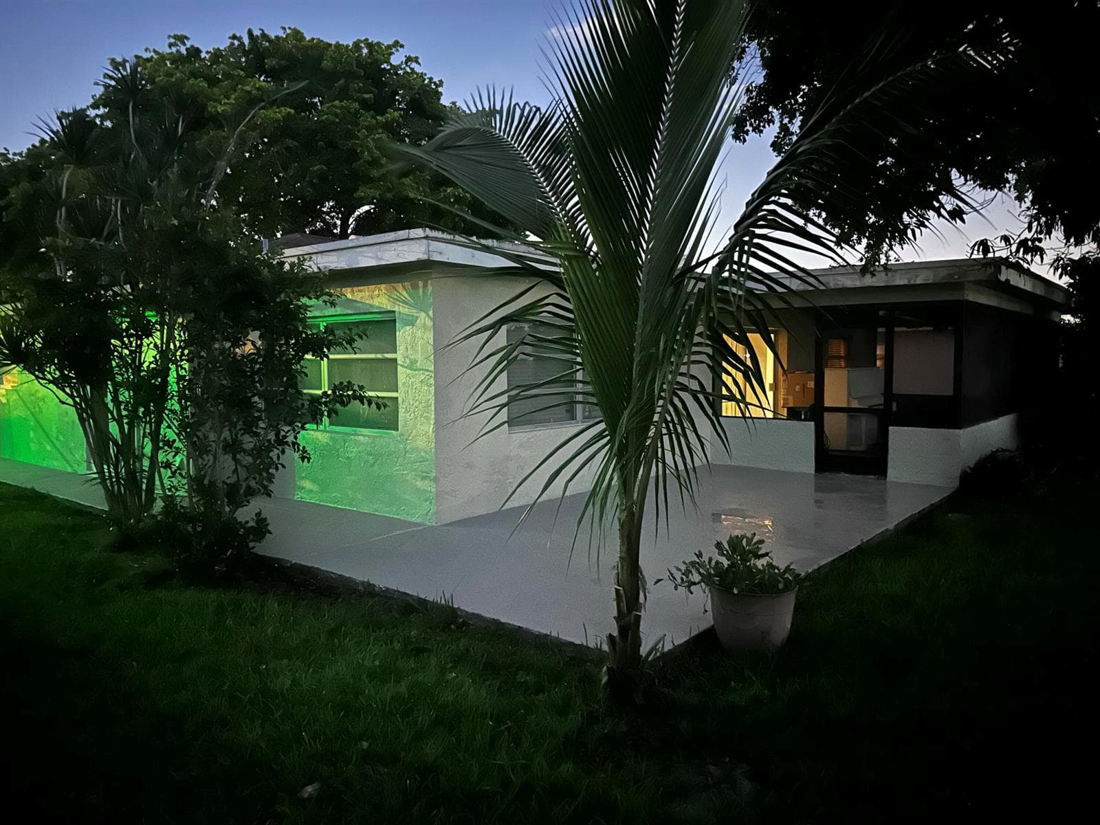 8211 NW 91st Avenue, Tamarac FL 33321 photo 4