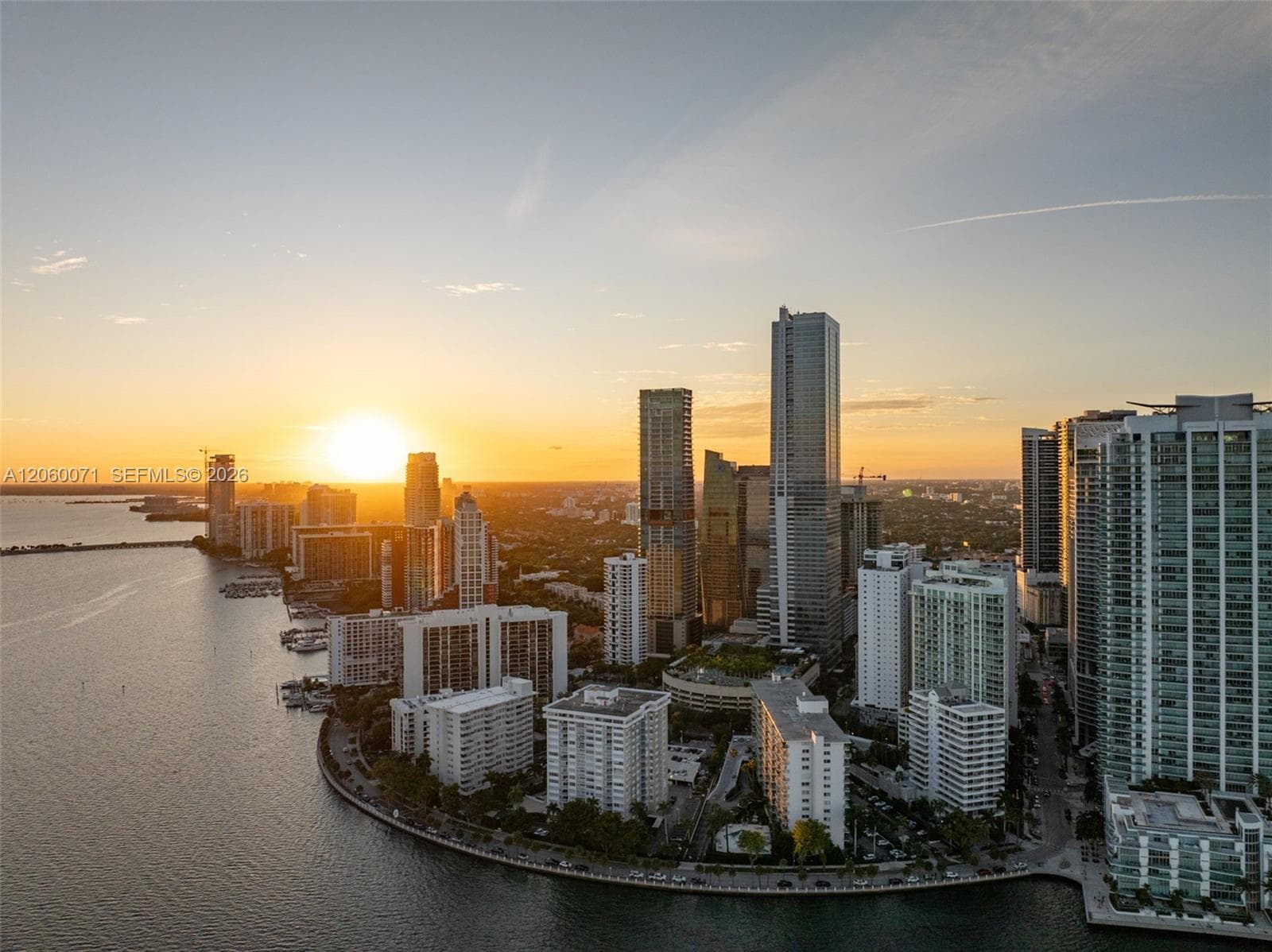 1435 Brickell Ave # 3212, Miami FL 33131 photo 2
