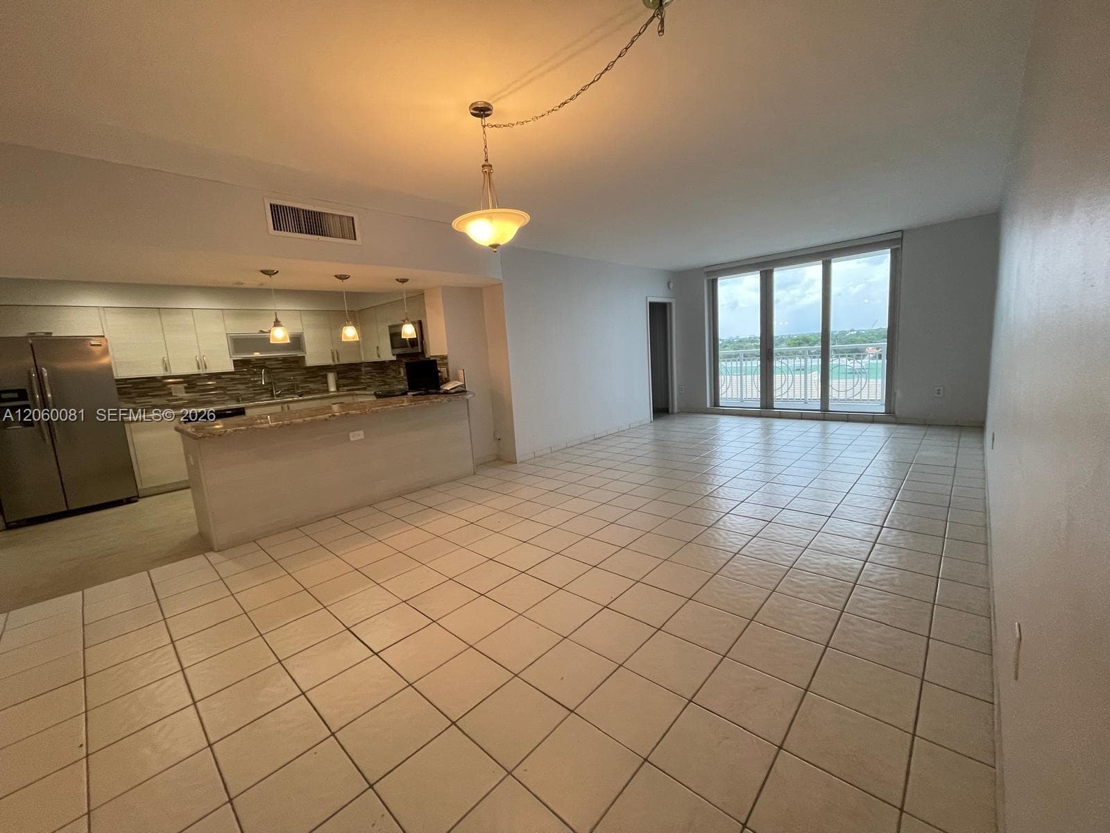 5825 Collins Ave # 7B, Miami Beach FL 33140 photo 2