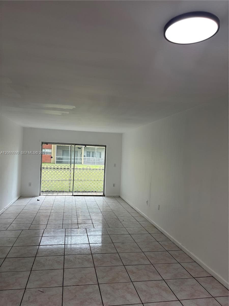 3600 NW 21st St # 101, Lauderdale Lakes FL 33311 photo 4