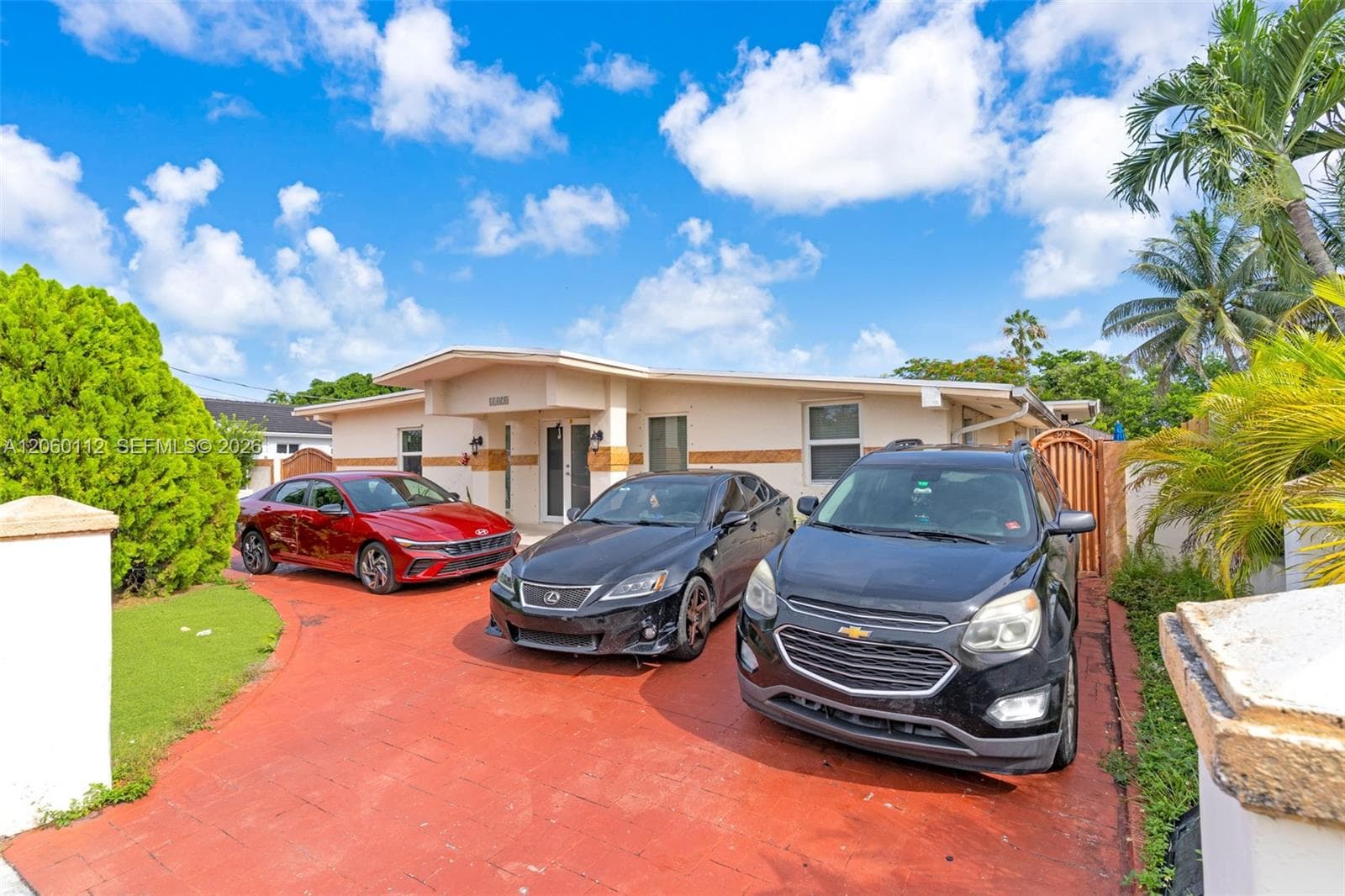 11470 SW 57th Ter, Miami FL 33173 photo 2