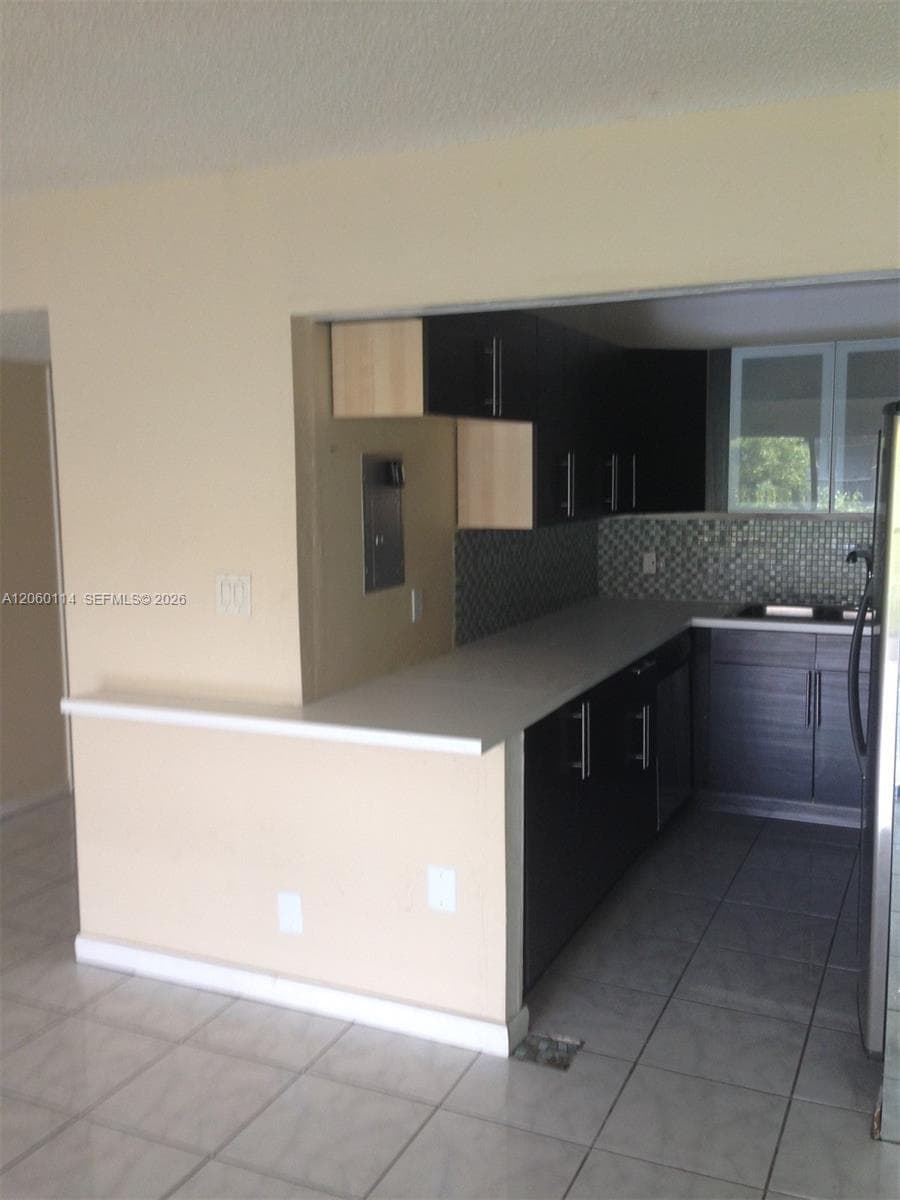 6101 N Falls Cir Dr # 409, Lauderhill FL 33319 photo 3