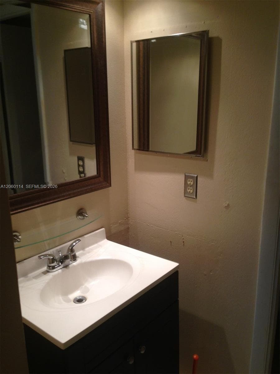 6101 N Falls Cir Dr # 409, Lauderhill FL 33319 photo 5