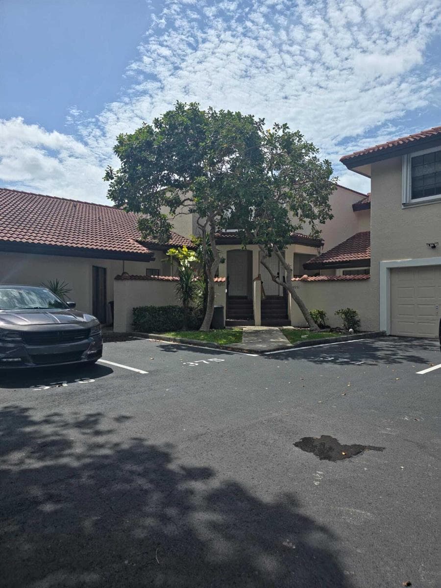 8953 W SUNRISE Boulevard # 8953, Plantation FL 33322