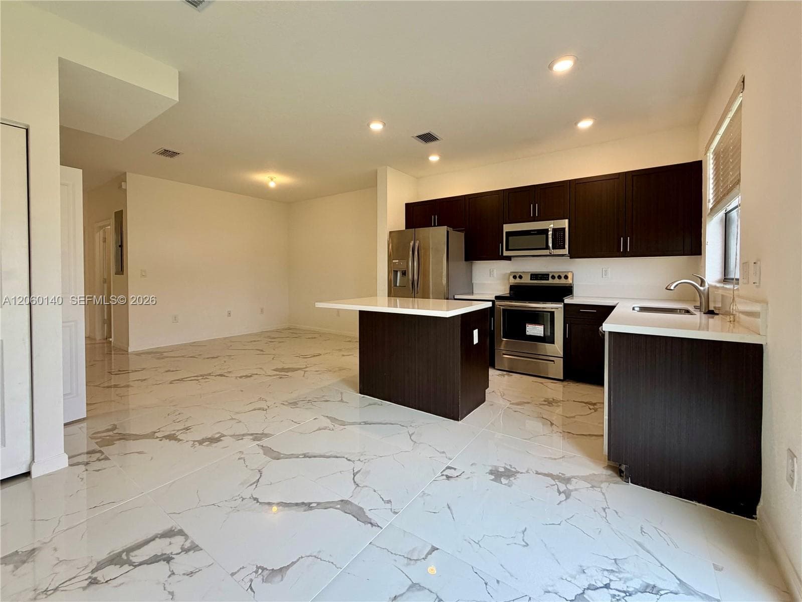 18110 SW 148th Rd, Miami FL 33187 photo 5