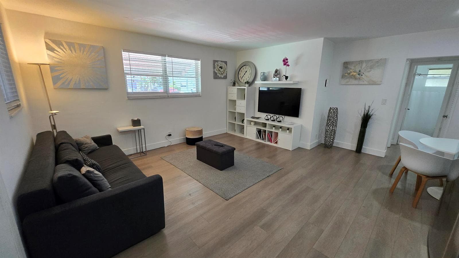 704 NE 8TH Street # 1, Hallandale Beach FL 33009 photo 2