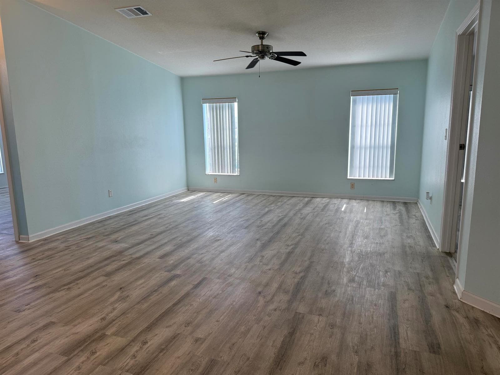 294 Kingfisher Avenue, Fort Pierce FL 34982 photo 4