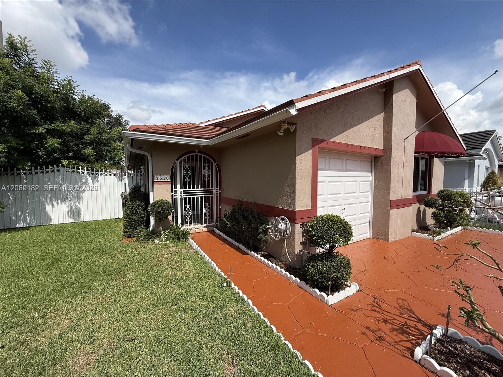 7510 W 4th Ave, Hialeah FL 33014 photo 3