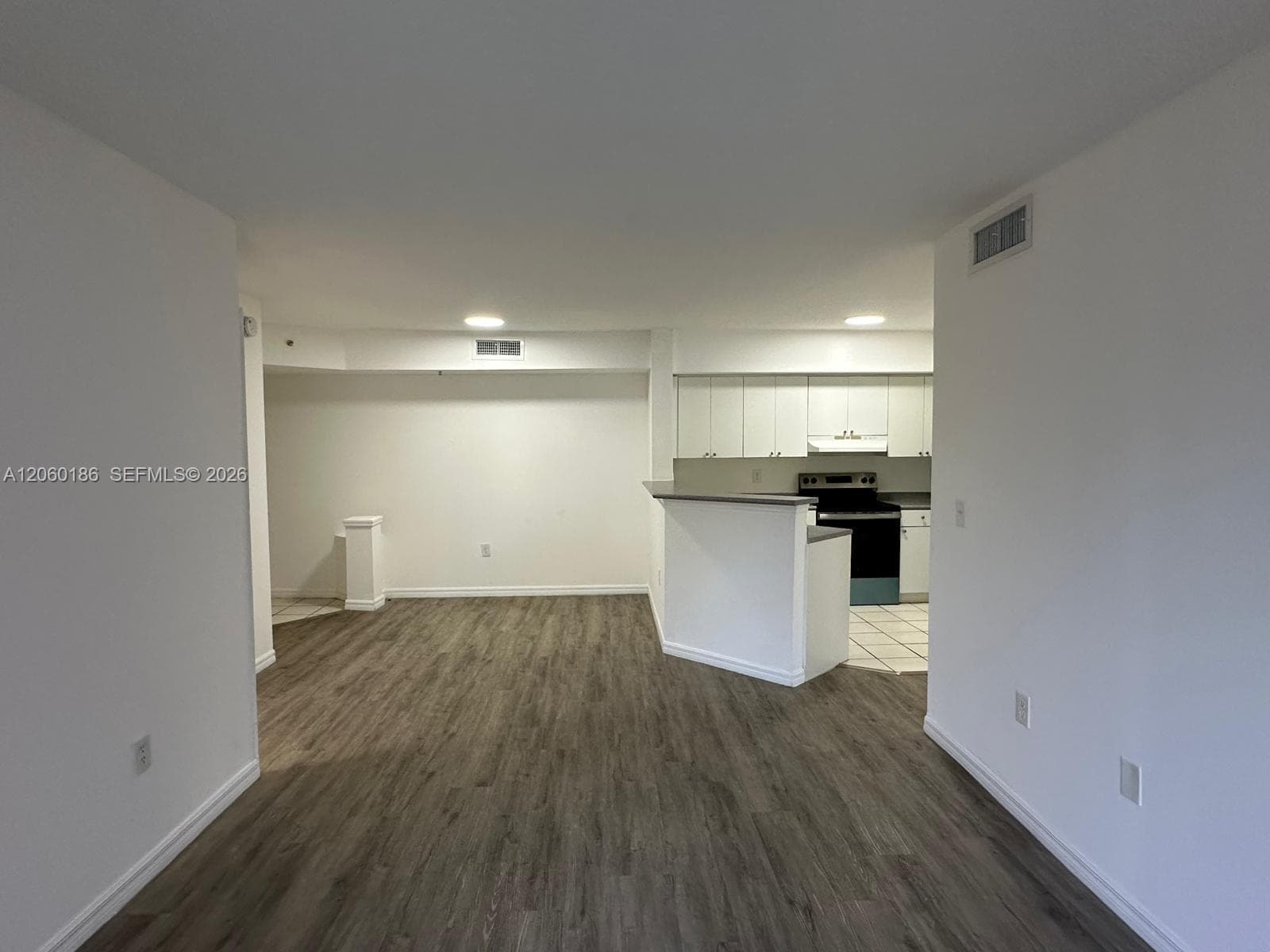 17602 NW 25th Ave # 304, Miami Gardens FL 33056 photo 2