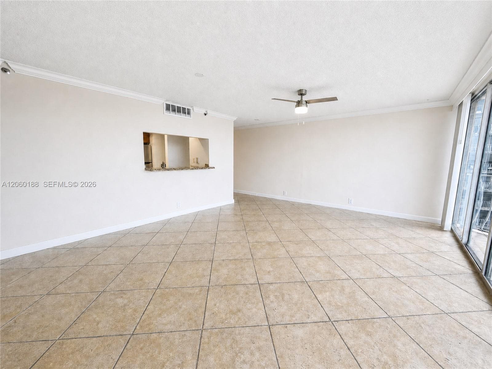 7601 E Treasure Dr # 1807, North Bay Village FL 33141 photo 4