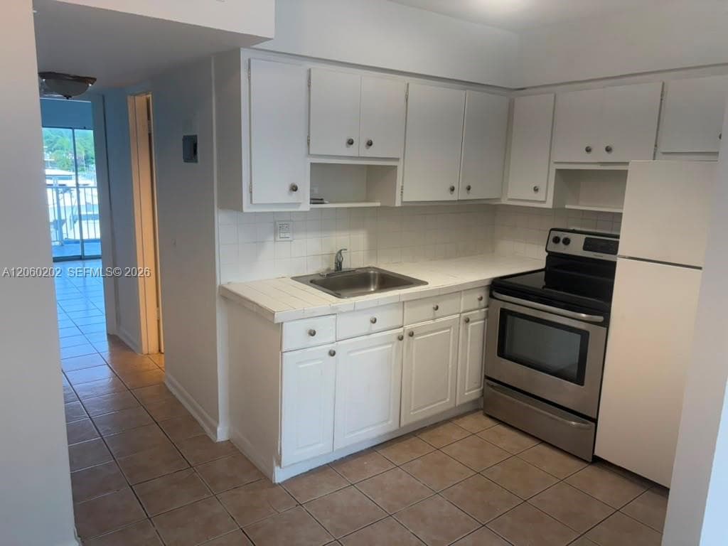 7917 West Dr # 16, North Bay Village FL 33141 photo 4