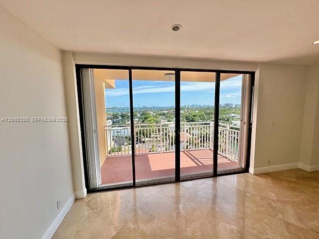 2450 NE 135th St # 1005, North Miami FL 33181 photo 5