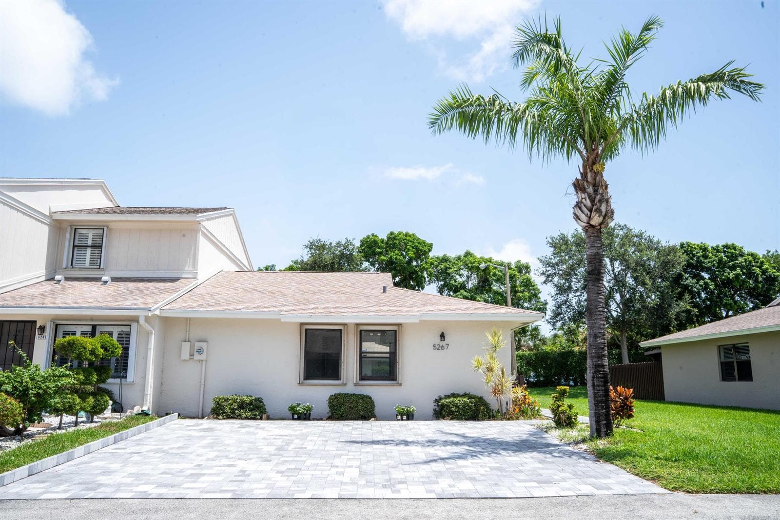 5267 Jog Lane, Delray Beach FL 33484 photo 2