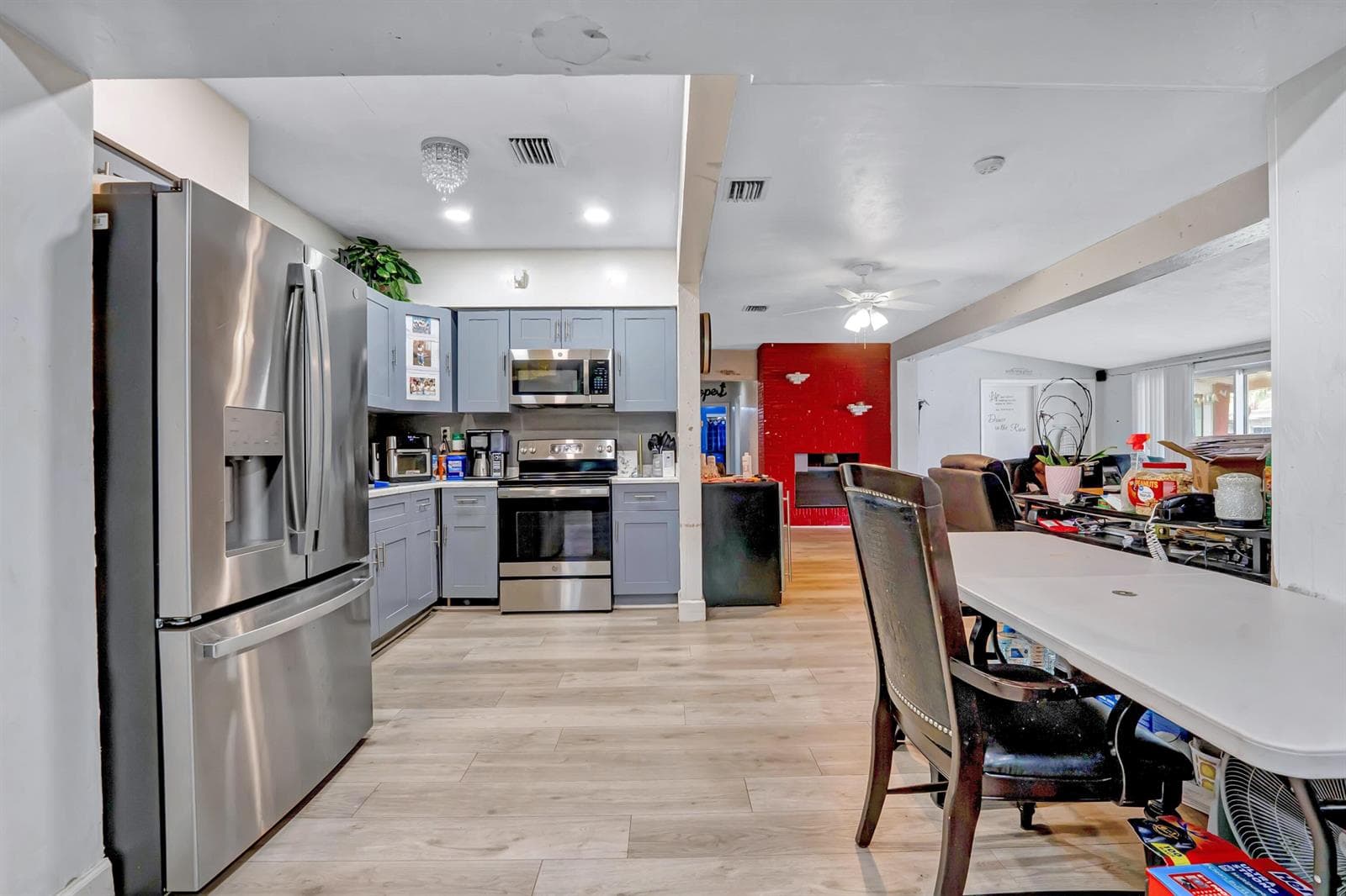 3250 E Glendale Boulevard, Fort Lauderdale FL 33312 photo 2