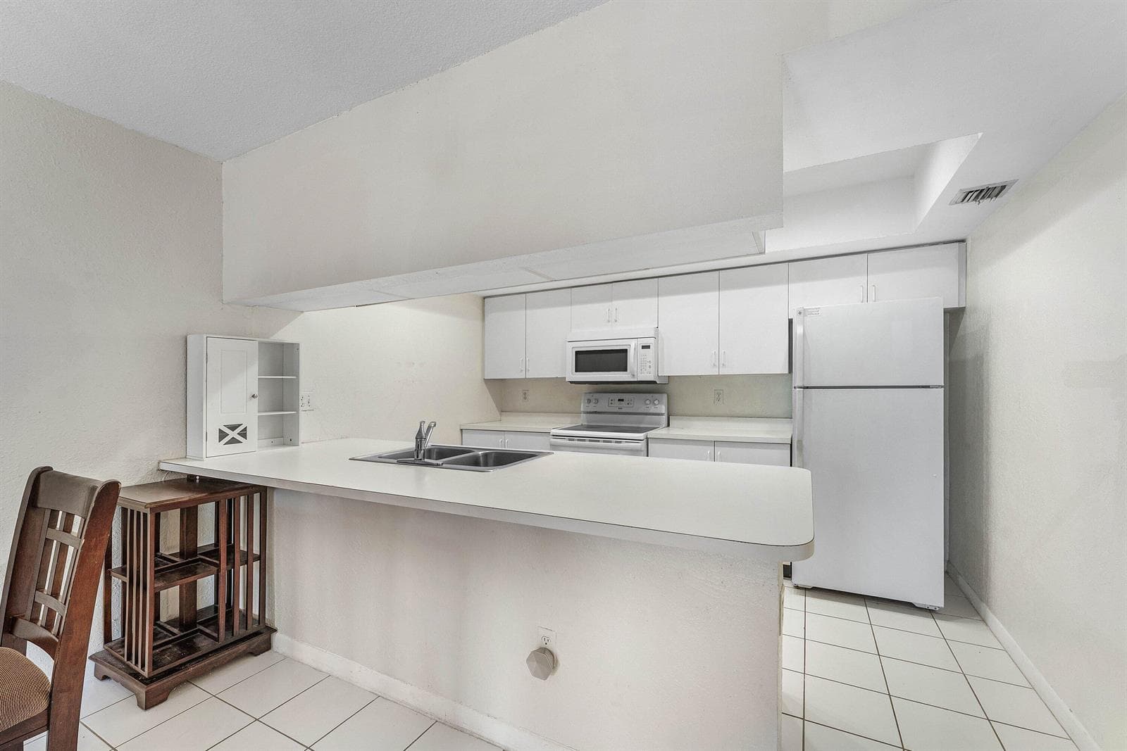 170 WATERSIDE Drive # 170, Hypoluxo FL 33462 photo 4