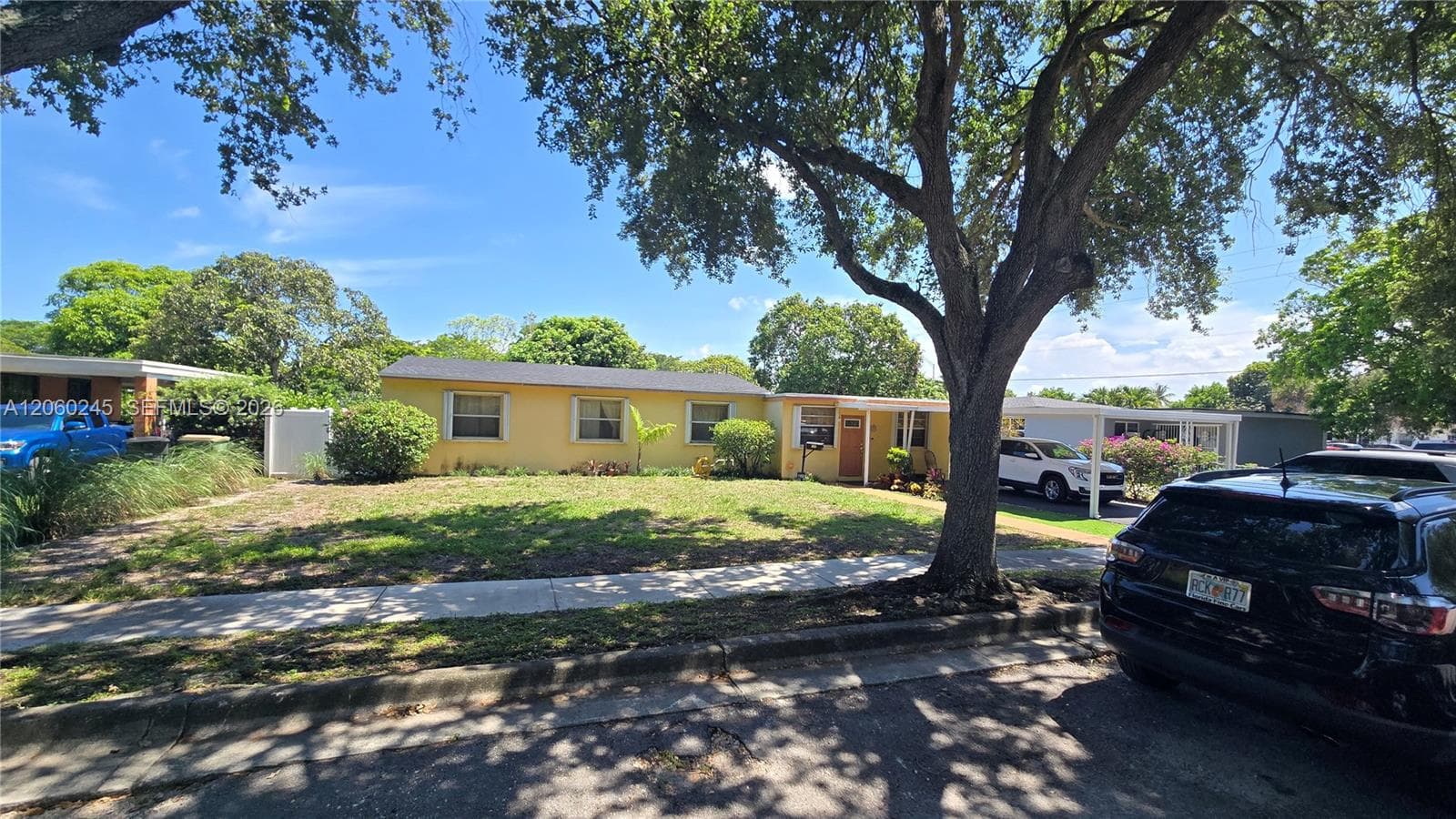 1680 NW 133rd St, North Miami FL 33167 photo 2