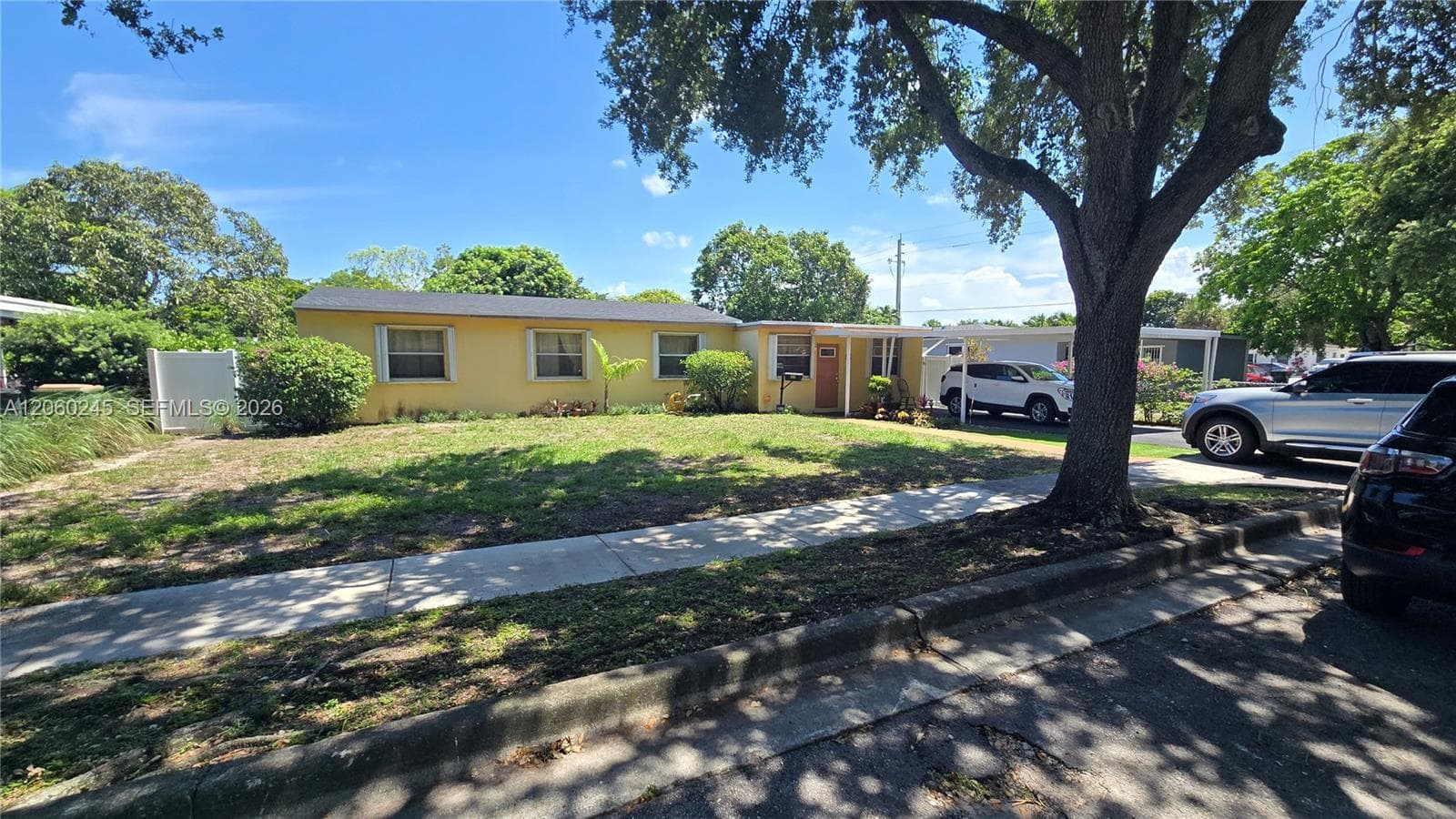 1680 NW 133rd St, North Miami FL 33167 photo 3