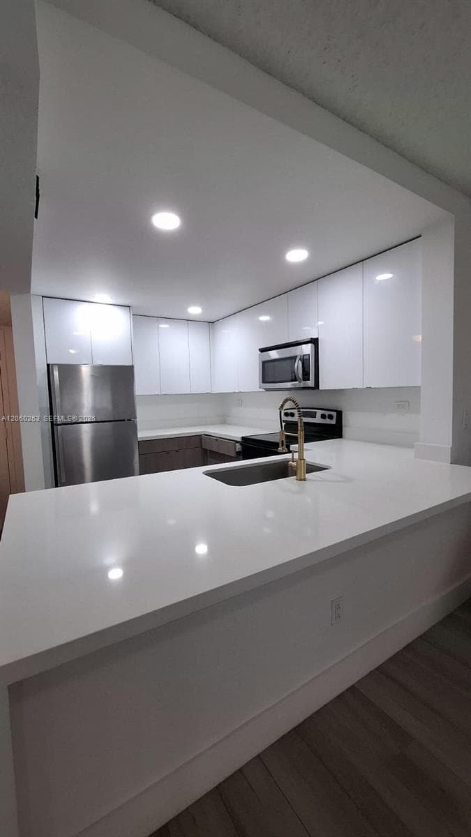 20860 San Simeon Way # 108-6, Miami, FL 33179 photo 4