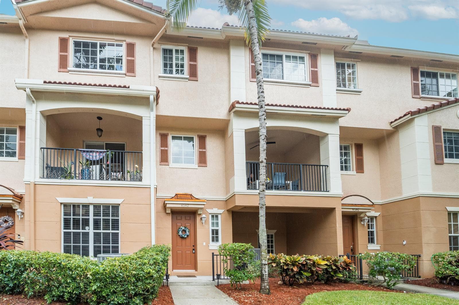 4542 Danson Way, Delray Beach FL 33445 photo 2