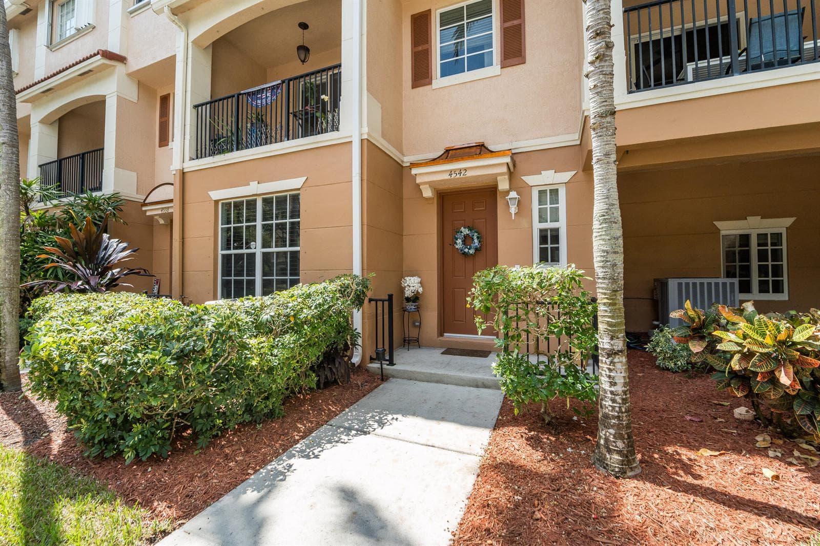 4542 Danson Way, Delray Beach FL 33445 photo 4