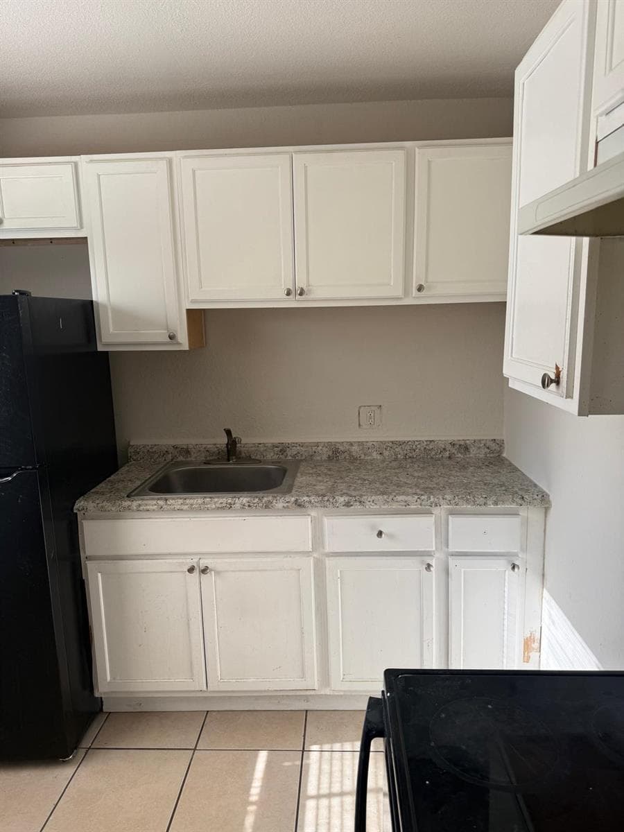 518 N 6th Street, Fort Pierce FL 34950 photo 2