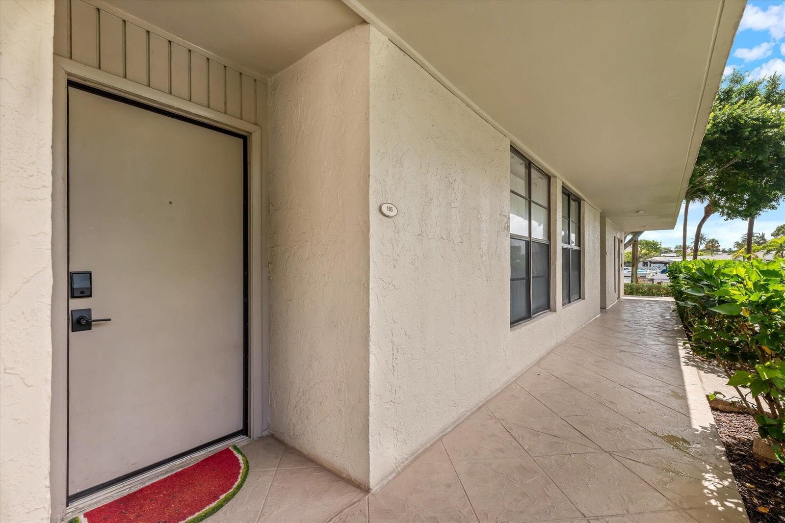 21 ROYAL PALM Way # 1050, Boca Raton FL 33432 photo 2