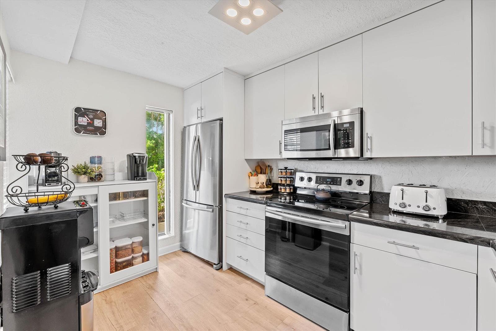 21 ROYAL PALM Way # 1050, Boca Raton FL 33432 photo 4