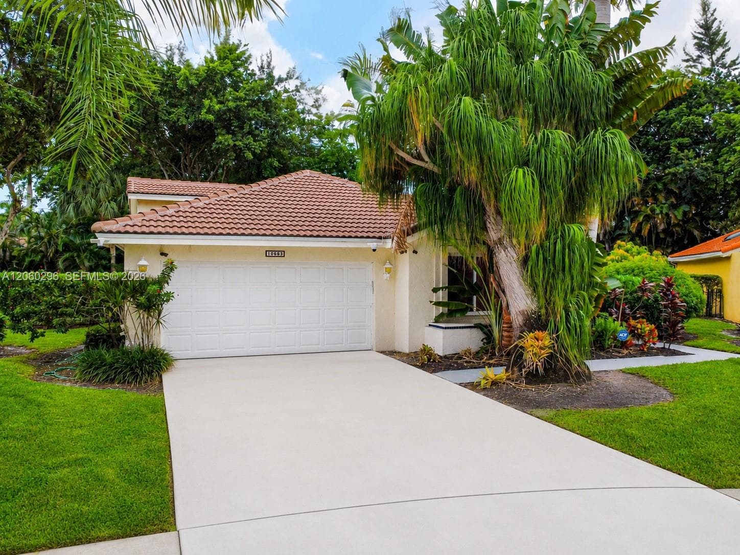 10665 San Bernardino Way, Boca Raton FL 33428 photo 2