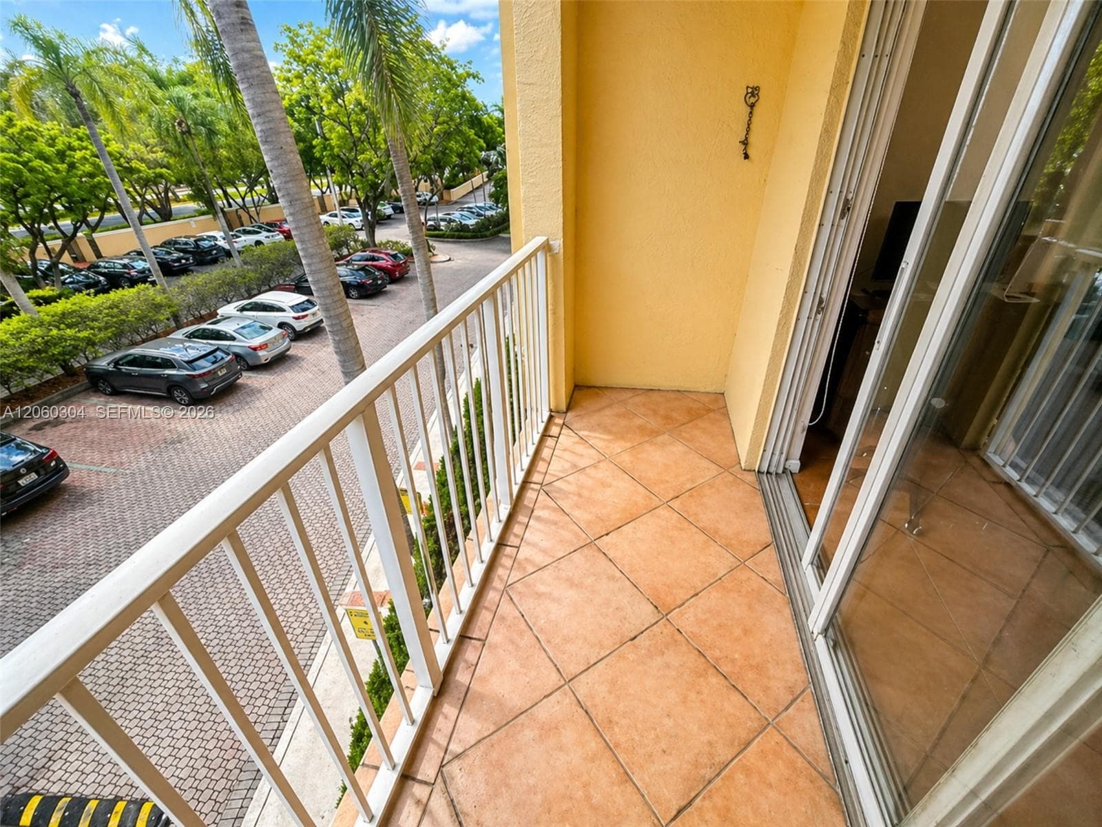 19801 E Country Club Dr # 4307, Aventura FL 33180 photo 5