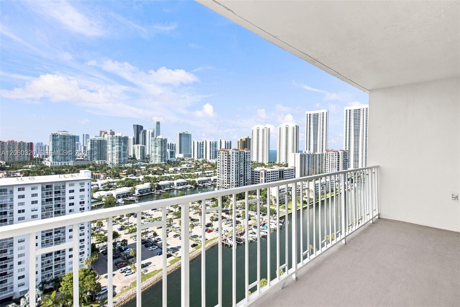 500 Bayview Dr # 2121, Sunny Isles Beach FL 33160 photo 3