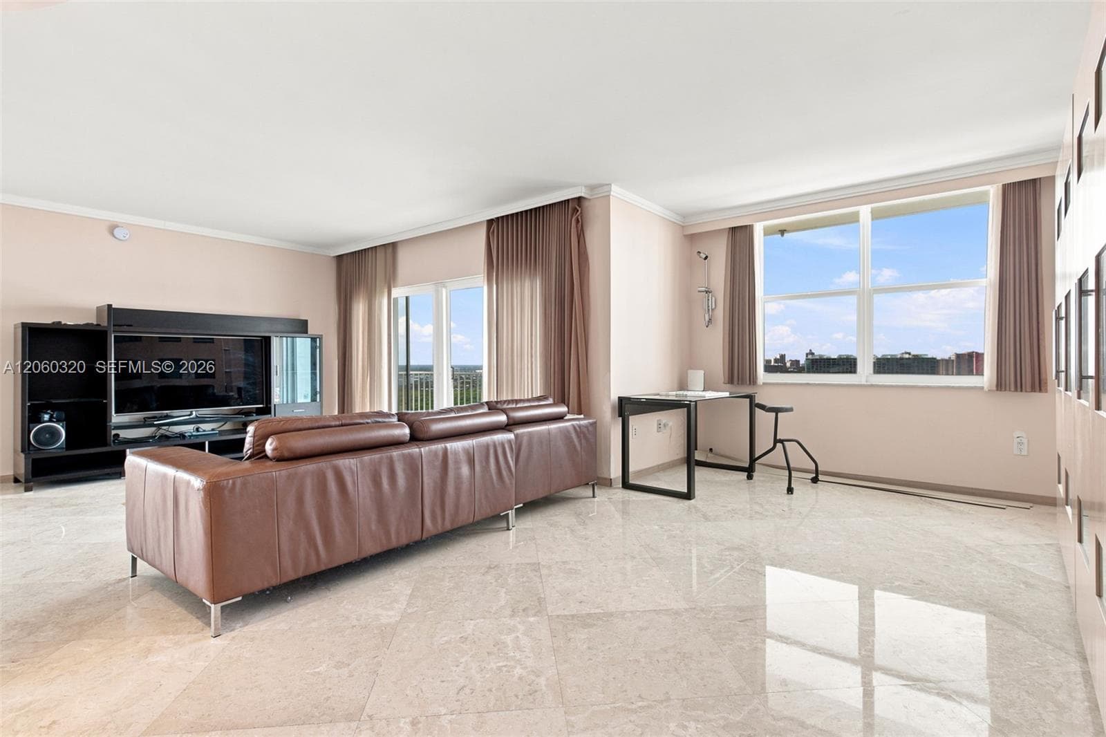 500 Bayview Dr # 2121, Sunny Isles Beach FL 33160 photo 4