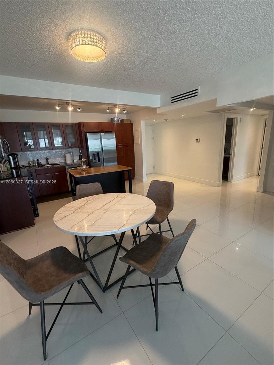 19390 Collins Ave # 1007, Sunny Isles Beach FL 33160 photo 3