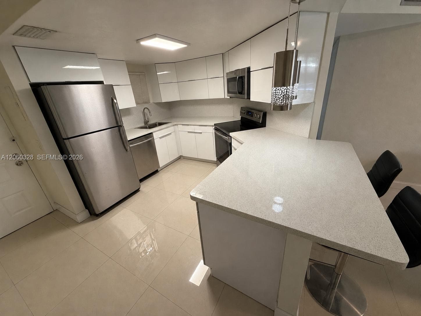8255 Lake Dr # 107, Doral FL 33166 photo 2