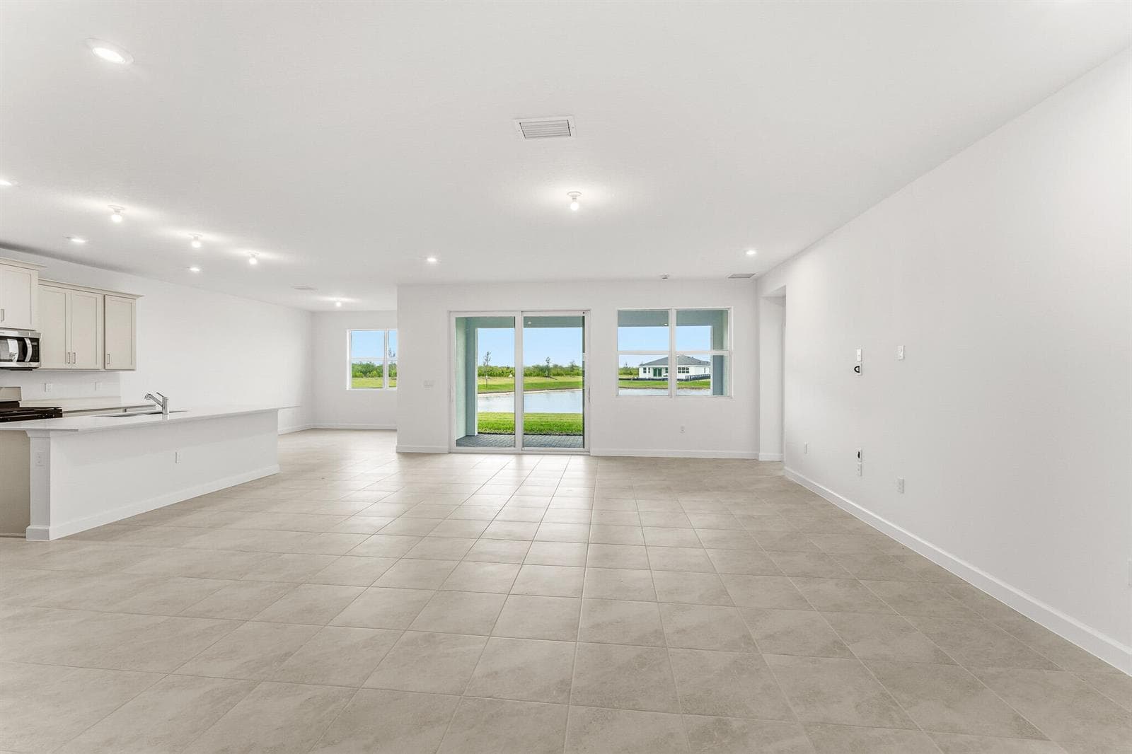 10864 SW Orana Drive, Port St. Lucie FL 34987 photo 4