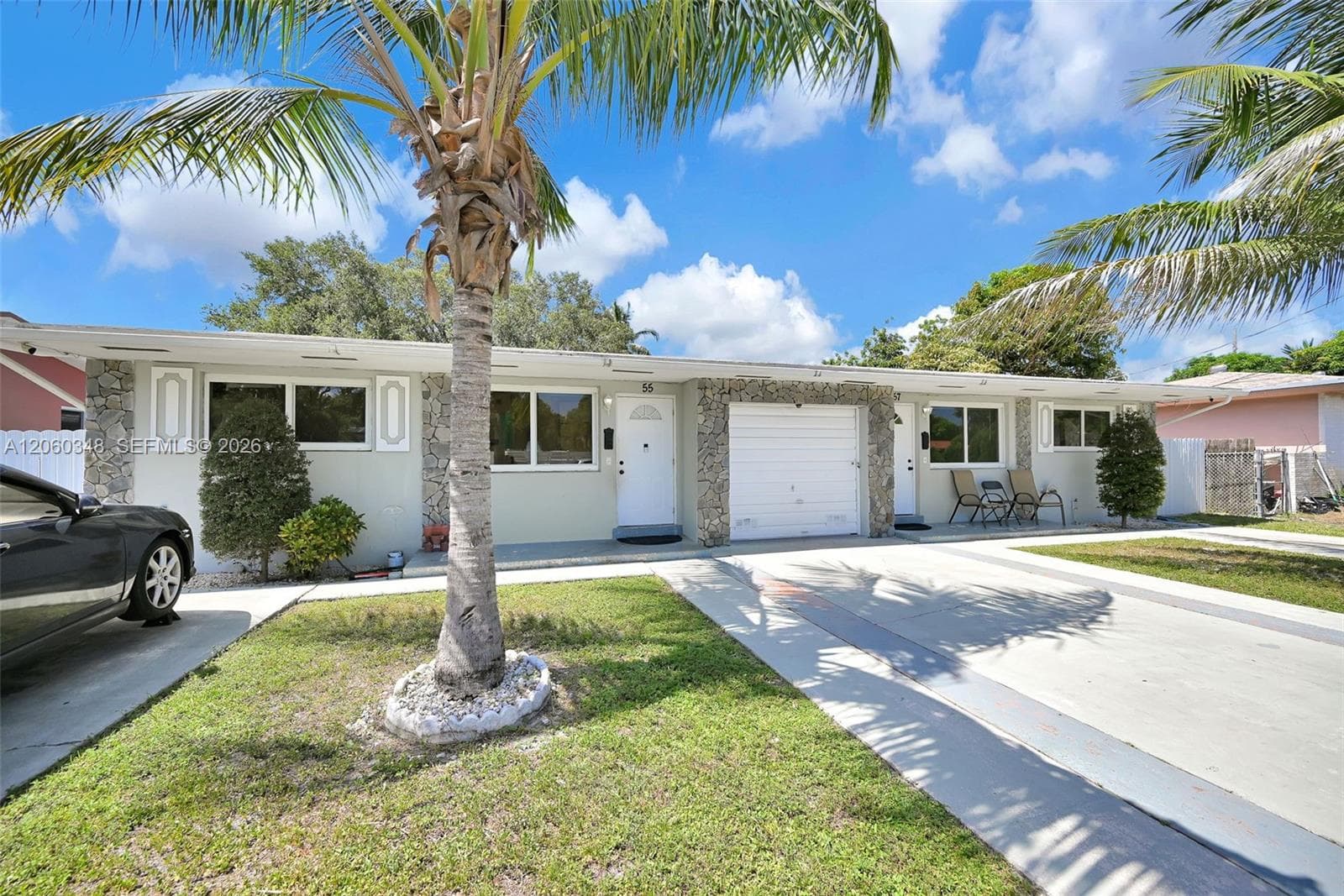 55 NE 165th St, Miami FL 33162