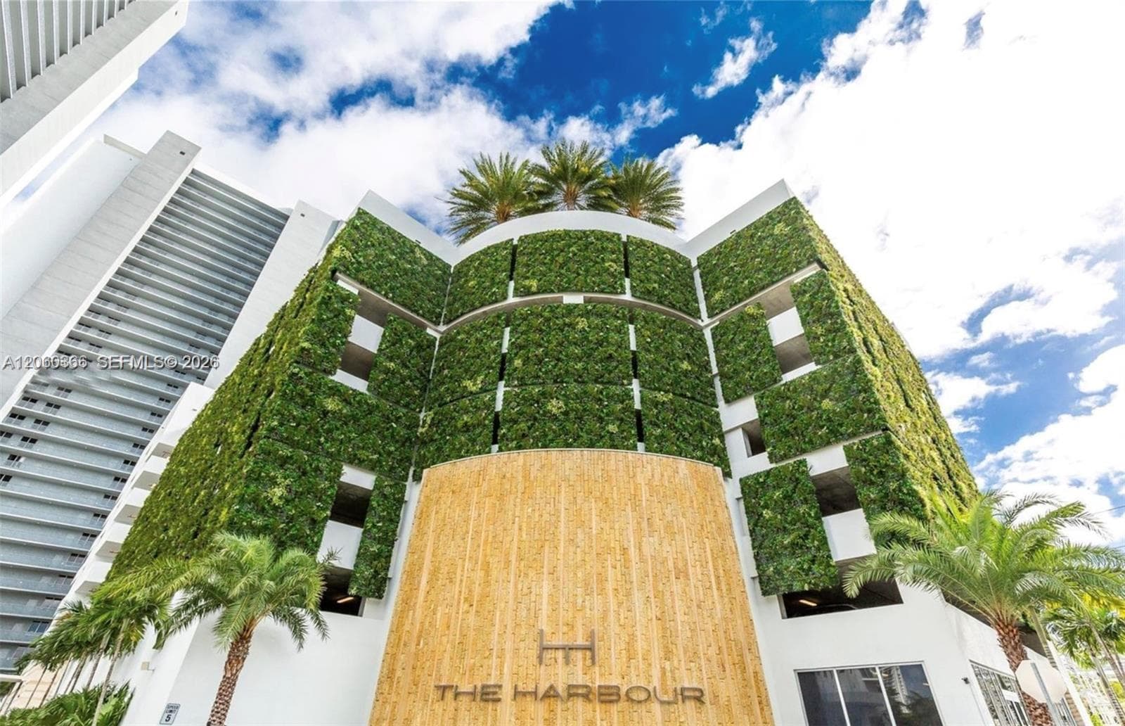 16385 Biscayne Blvd # 1818, North Miami Beach FL 33160 photo 3