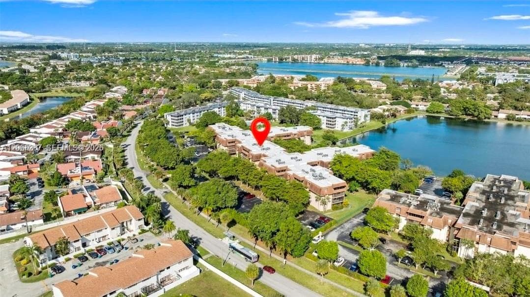 661 NE 195th St # 407, Miami FL 33179 photo 3