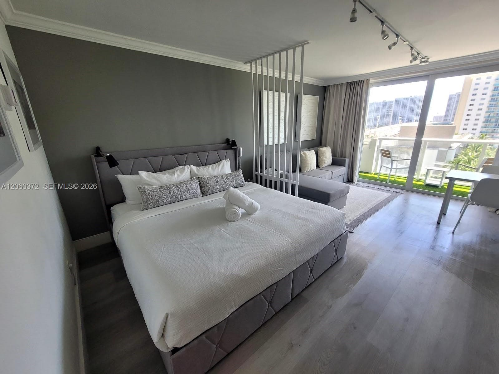 19201 Collins Ave # 632, Sunny Isles Beach FL 33160