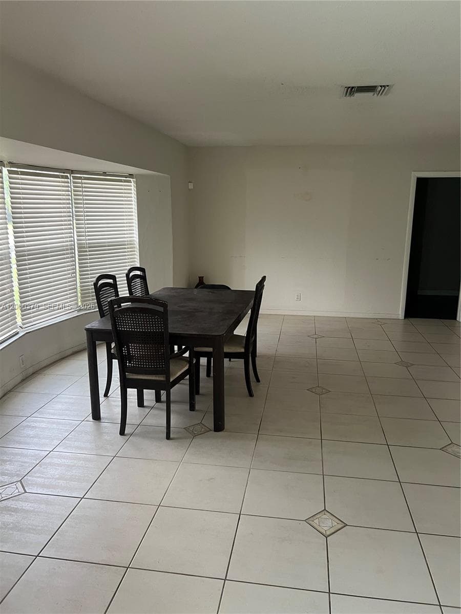 3700 NW 25th St, Lauderdale Lakes FL 33311 photo 5