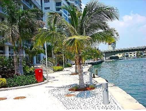 690 SW 1st Ct # 1923, Miami FL 33130 photo 2