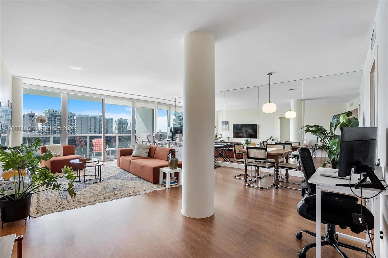 900 Bay Dr, Miami Beach FL 33141 photo 5