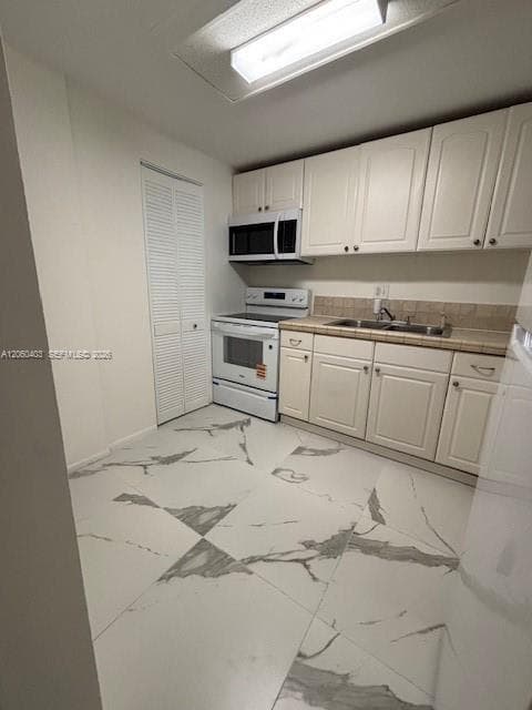 7900 S Colony Cir S # 303, Tamarac FL 33321 photo 2