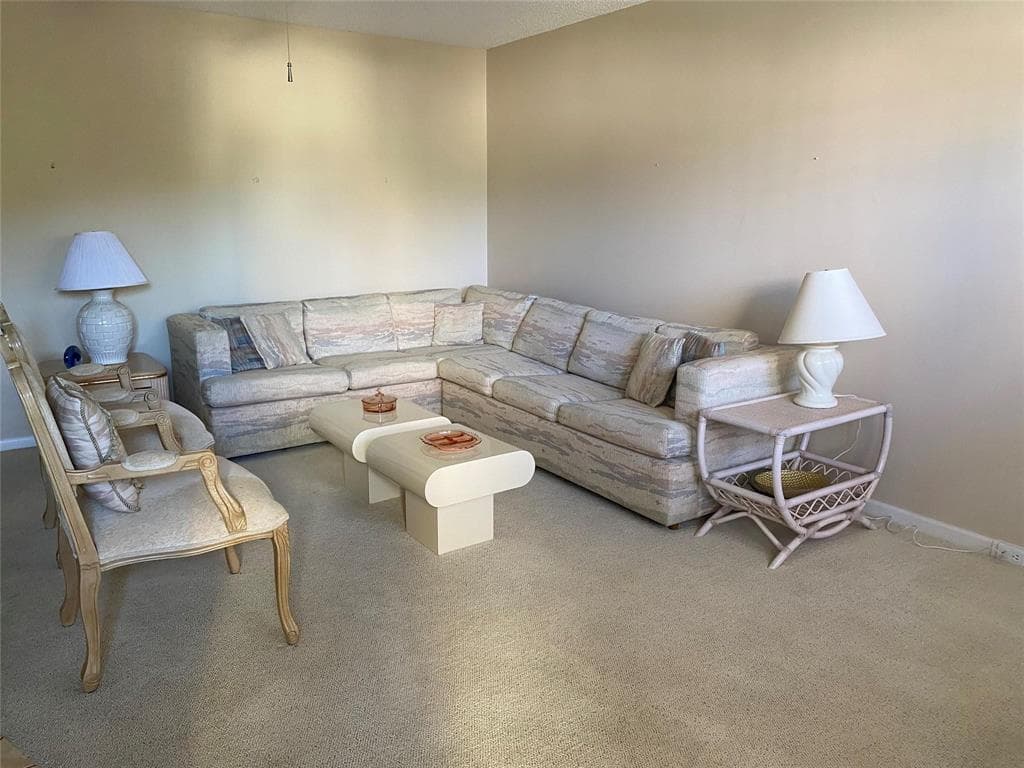 327 RICHMOND C # 327, Deerfield Beach FL 33442 photo 5