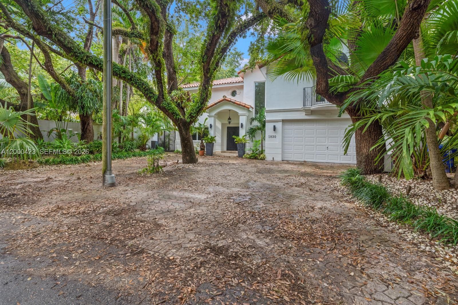 1830 Chucunantah Rd, Miami FL 33133 photo 2
