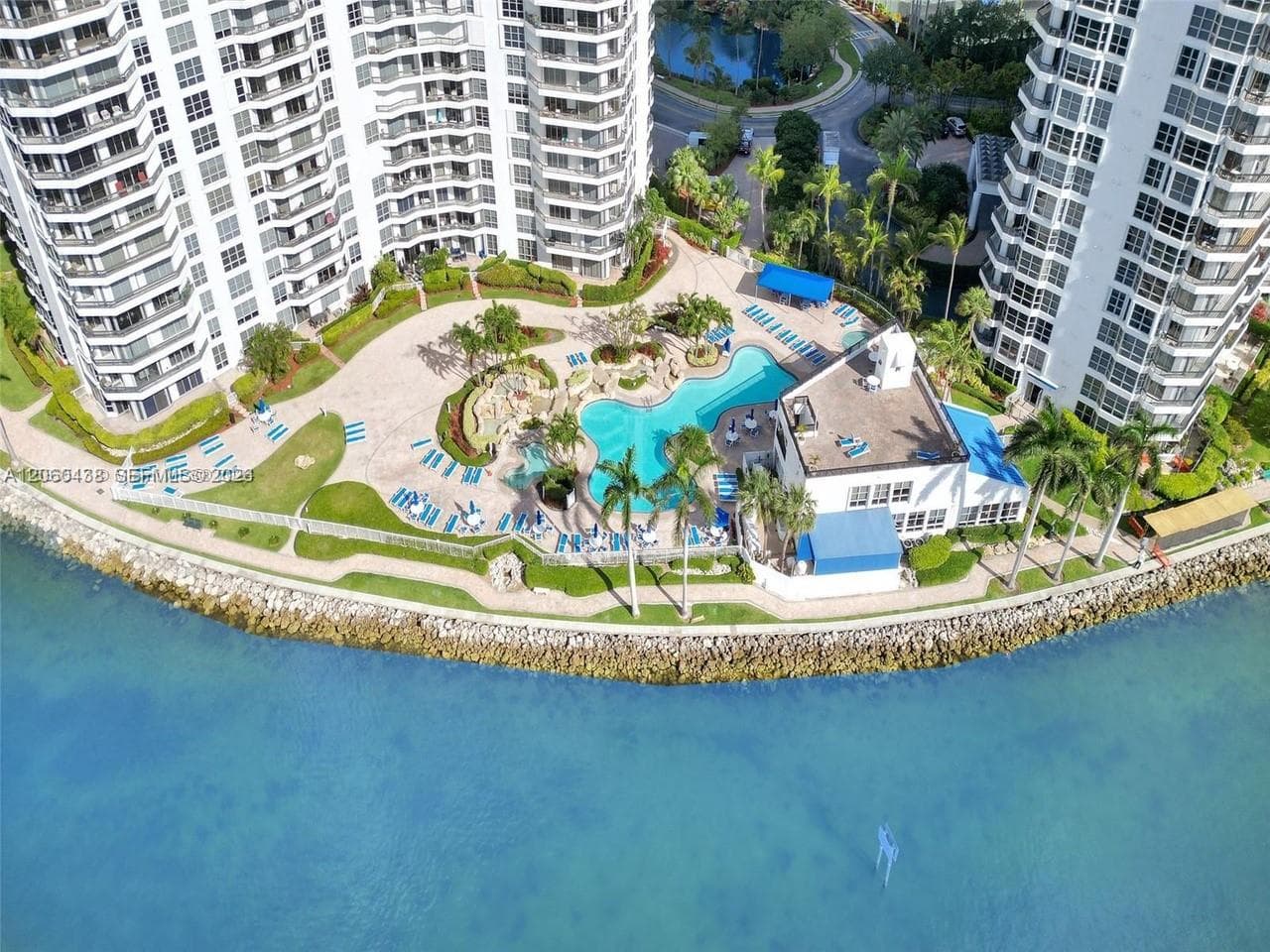 19101 NE 36th Ct # 1811, Aventura FL 33180 photo 2