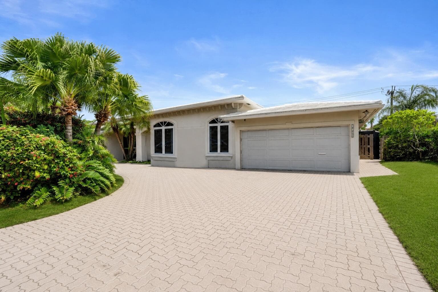 2756 NE 35th Street, Fort Lauderdale FL 33306
