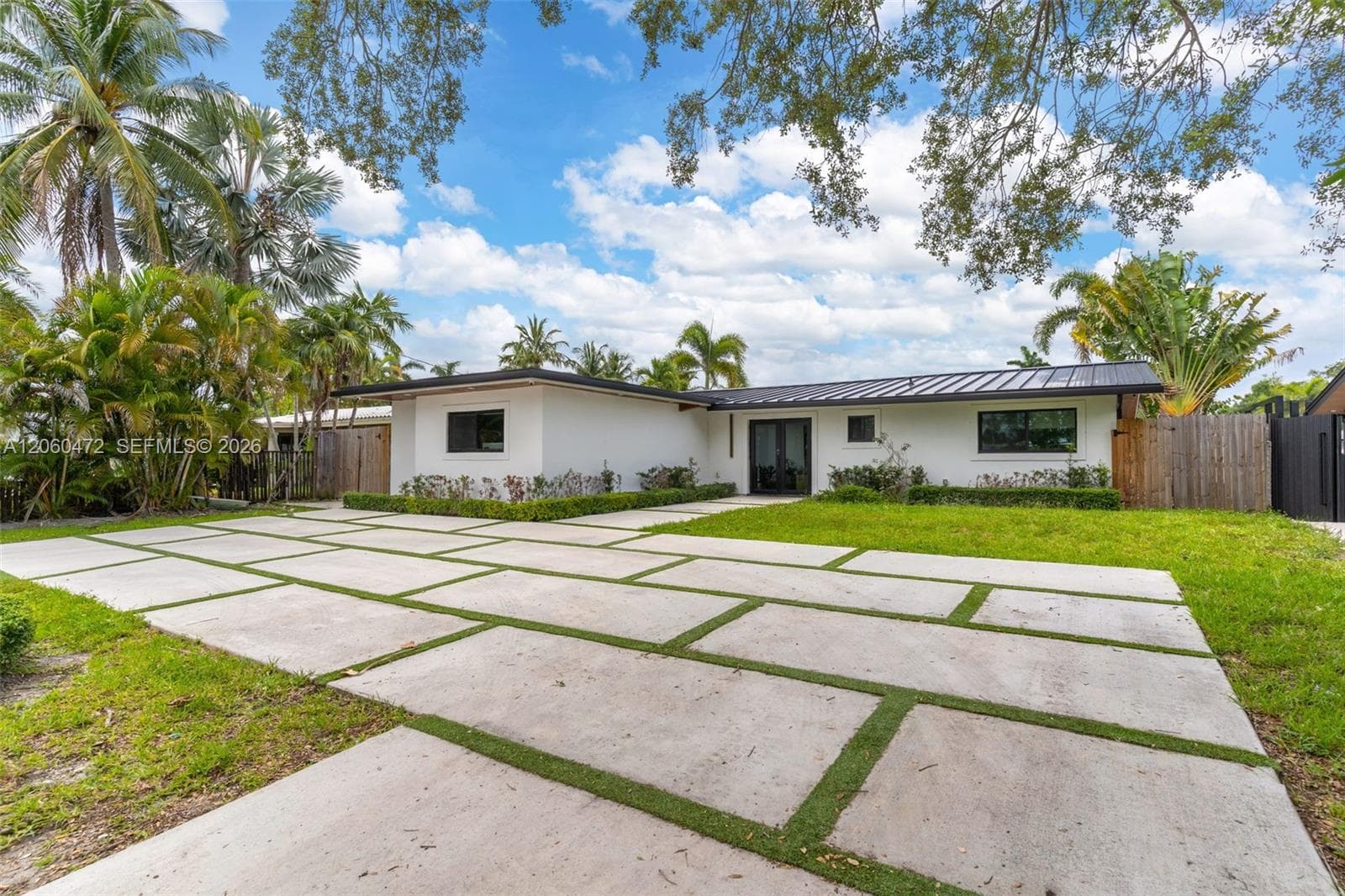 1713 SW 5th St, Fort Lauderdale FL 33312