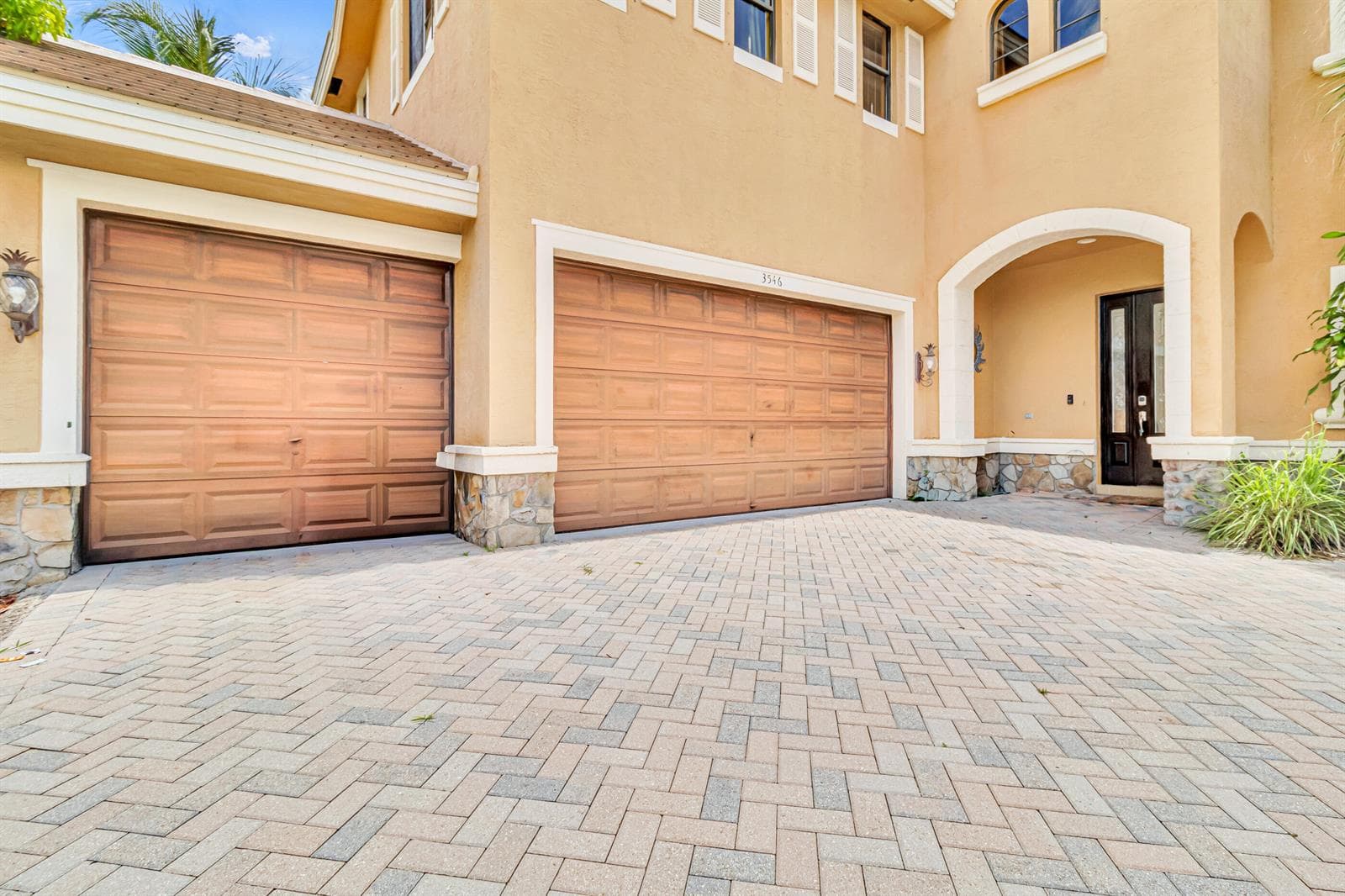 3546 Collonade Drive, Wellington FL 33449 photo 3