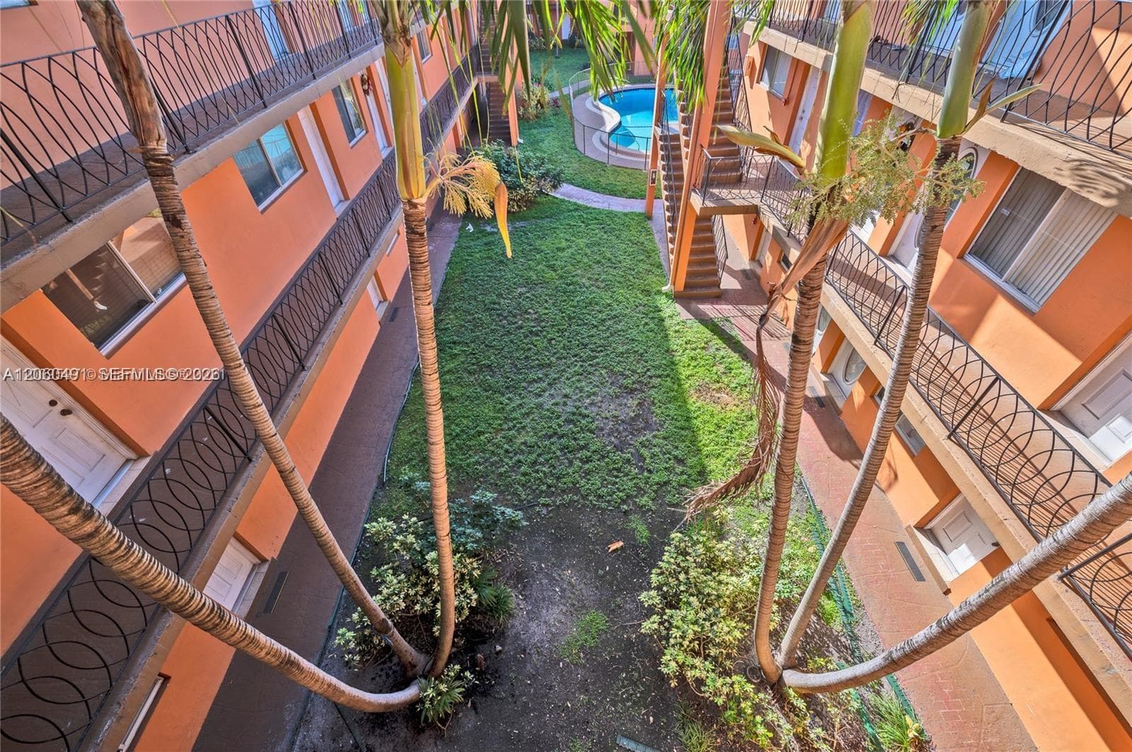2330 NW 11th St # 47, Miami, FL 33125 photo 4